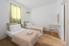 Villa Arete interior photo 3